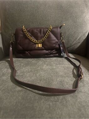 Quilted Chain Shoulder Bag in Chocolate Brown
